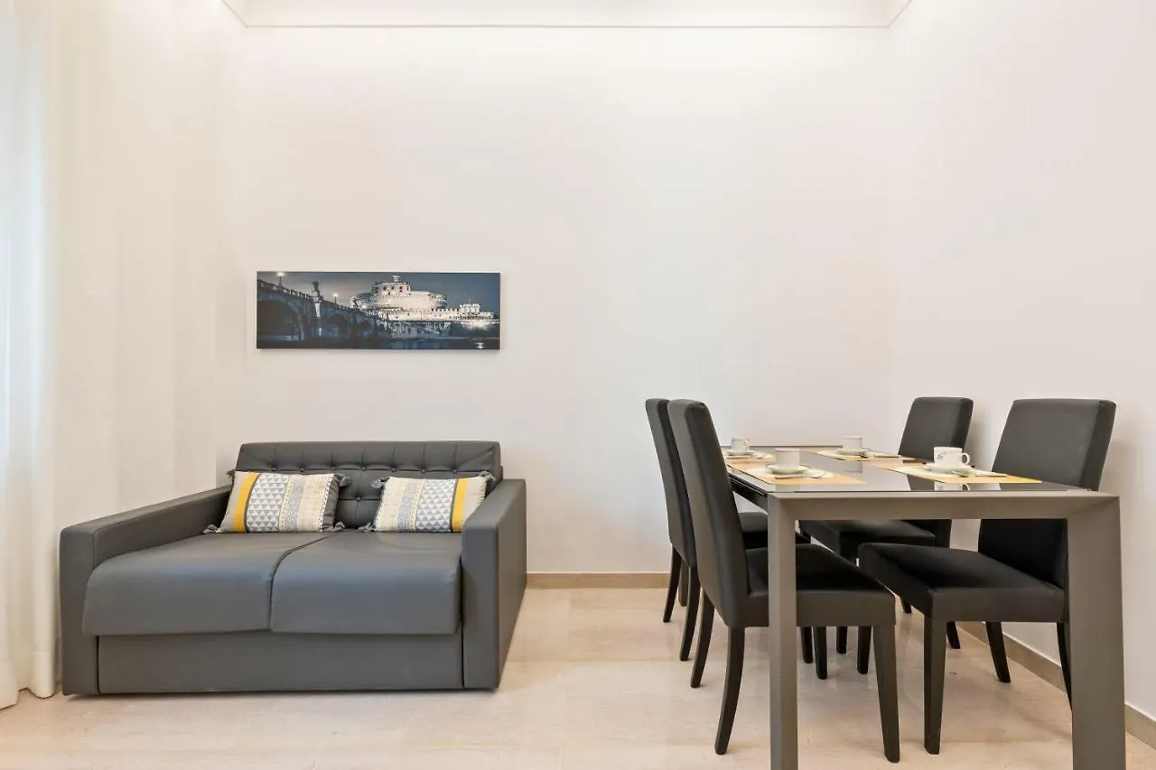 Holiday home First Class Rome Apartments