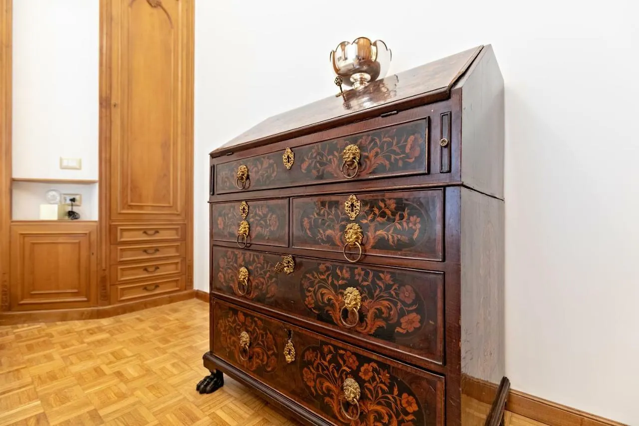 First Class Rome Apartments