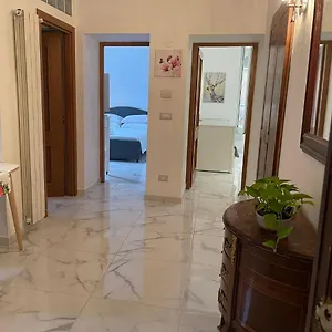 Apartament Flowers In, Rzym