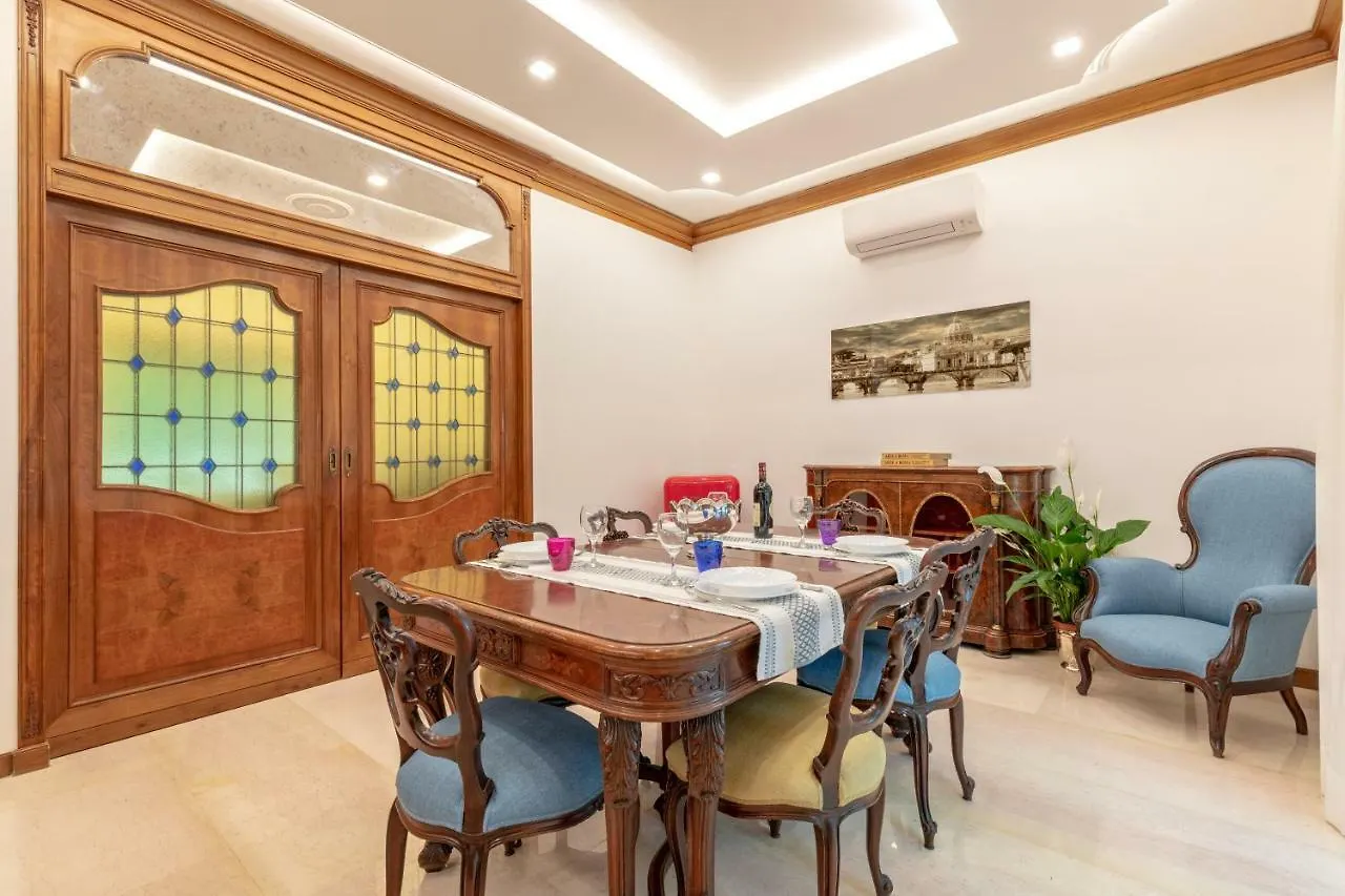 Dom wakacyjny First Class Rome Apartments