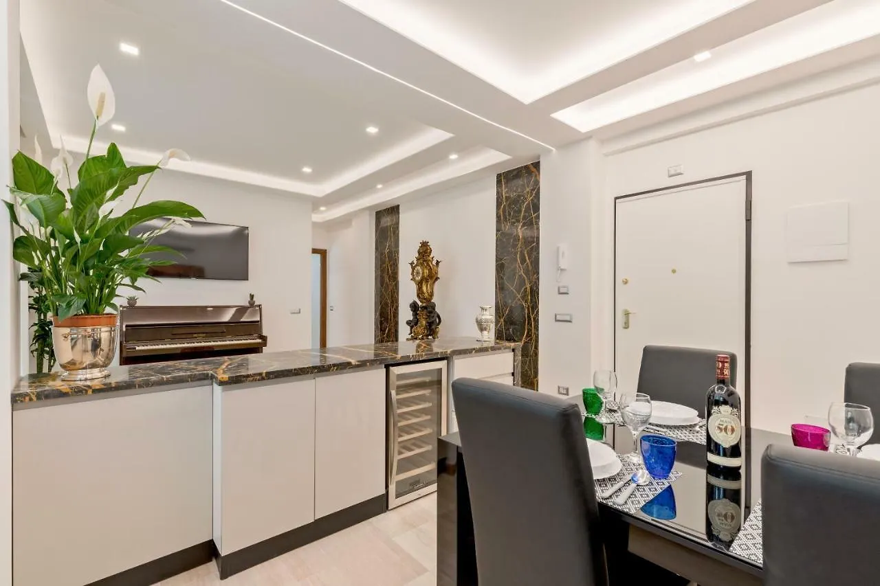 Dom wakacyjny First Class Rome Apartments